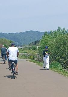 �摜(226x320)�E�g��摜(453x640)